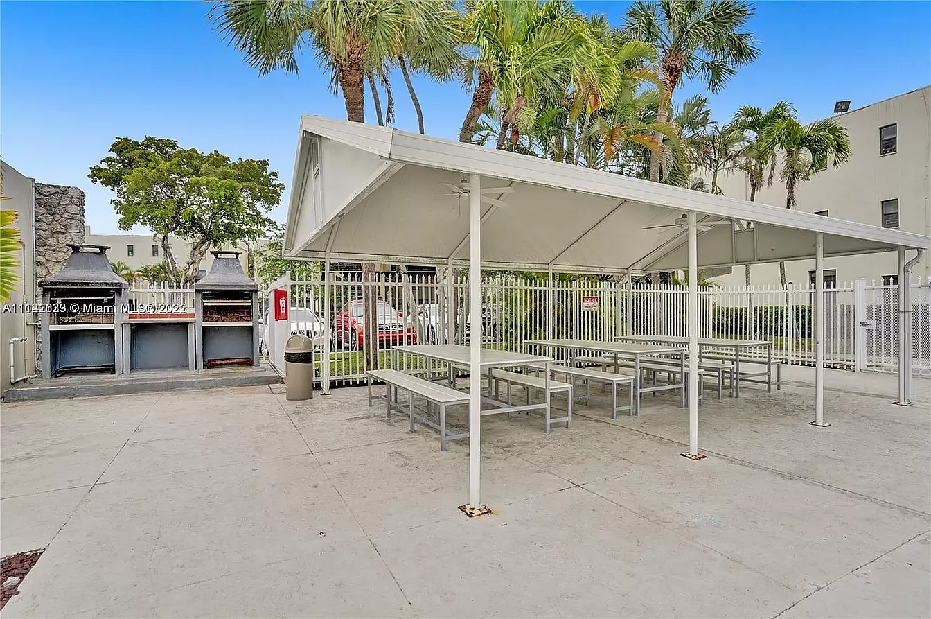 4 bed, 1380 sqft, $3,000 — Photo 3