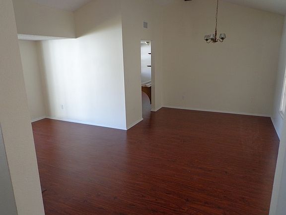 3rd image of 10207 Bonnie Bay Ct