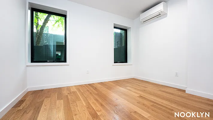 Rented by Nooklyn NYC LLC | media 14