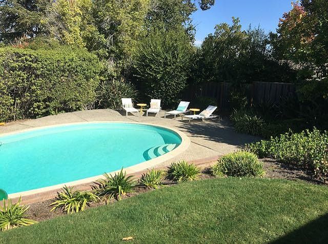 1st image of 28 Campbell Ln