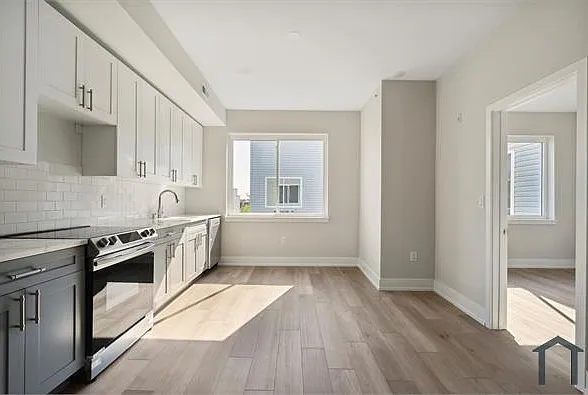 2105 Germantown Ave #11 — Photo 6