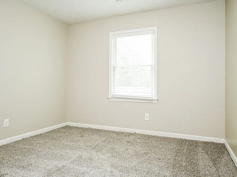 417 Willow Ct SE — Photo 14