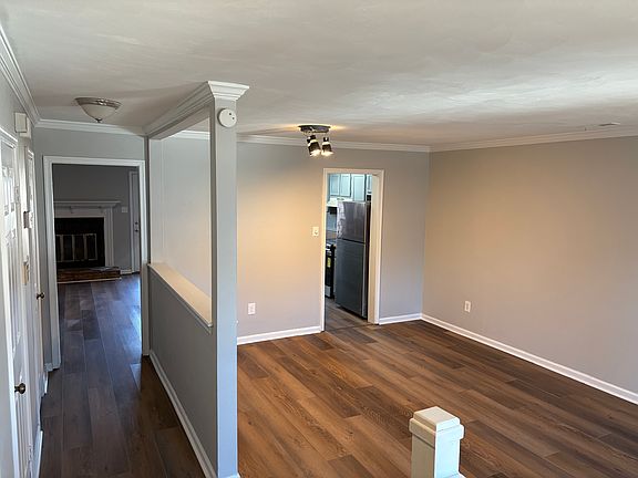 2nd image of 4523 Marlwood Way