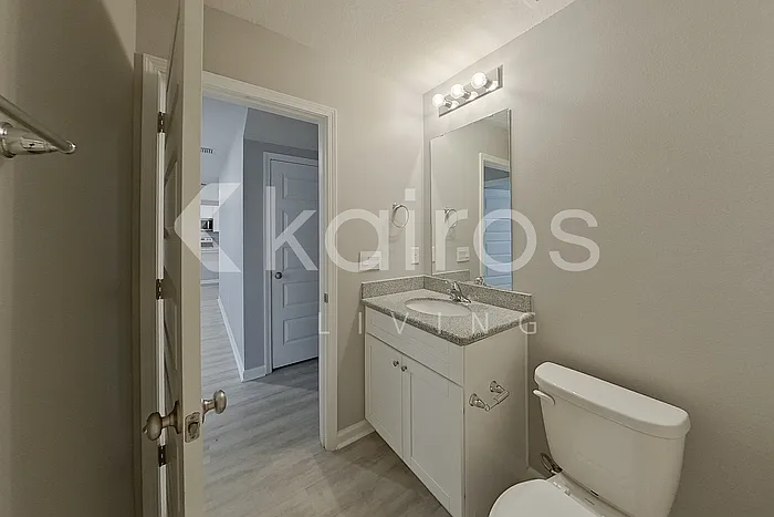 4820 Malay Cir — Photo 11