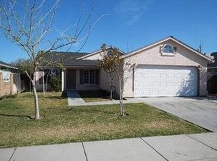 643 McClain St, Firebaugh, CA 93622