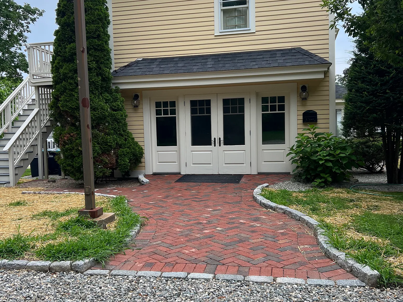 2 bed, 1.5 bath, 2000 sqft, $3,500 — Photo 3