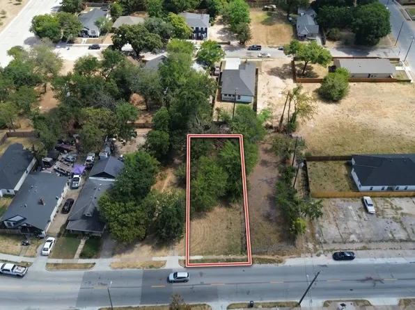 1718 Pine St, Dallas, TX 75215