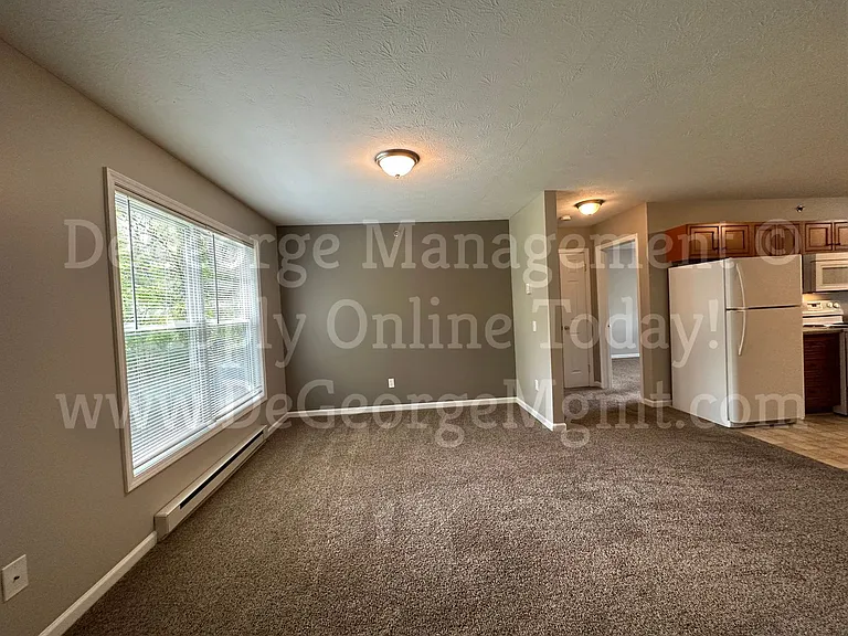 Big Tree Apartments — Photo 14