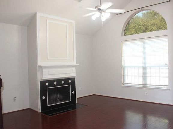 2nd image of 16910 Bird Creek Dr