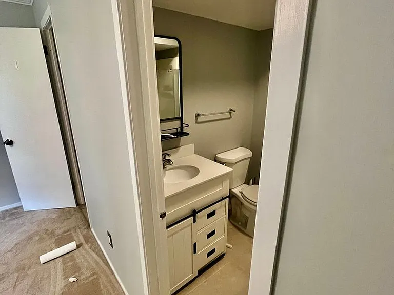 205 Village Dr — Photo 21