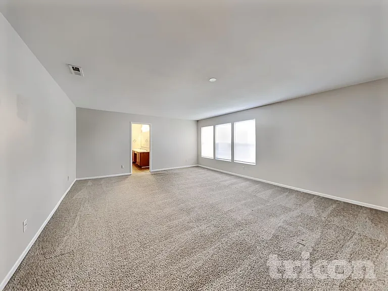 3321 Hapsburg Way — Photo 9