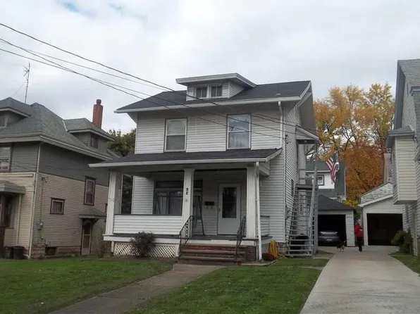 5 E Moody Ave, New Castle, PA 16101