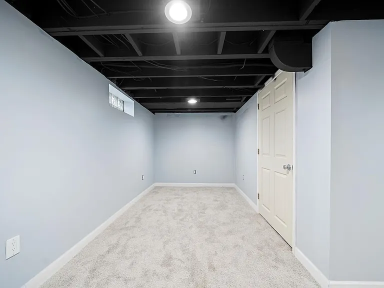 4214 Berkshire Rd — Photo 17