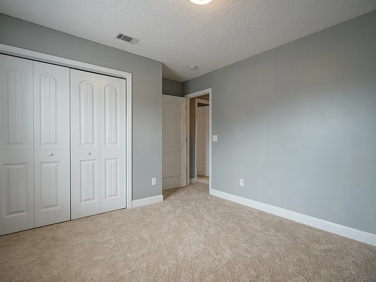 717 Highgrove Ct — Photo 51