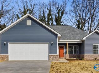 1702 Lydia Dr NW, Huntsville, AL 35816