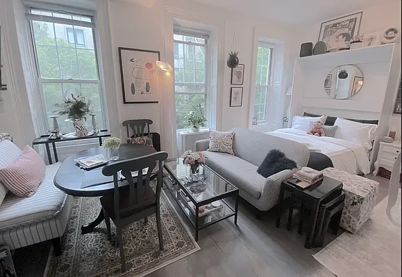 Rented by Oxford Property Group | media 8