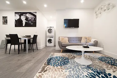 Rented by Heritage Capital Management LLC