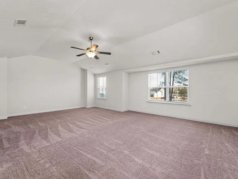 3009 Stanhope Dr — Photo 9