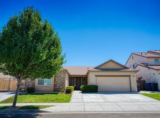270 Lavender Ln, Patterson, CA 95363