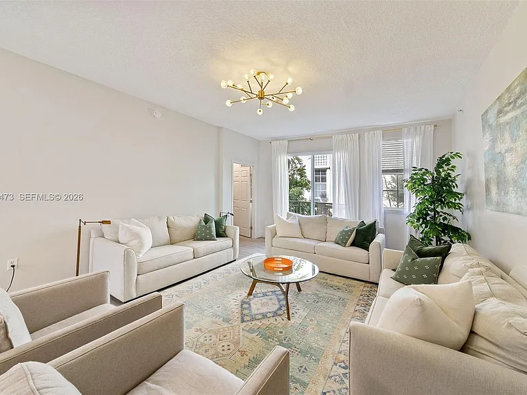2067 S Ocean Dr #Townhouse 5 — Photo 2