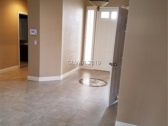 5th image of 1600 Shadow Rock Dr