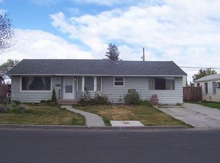 142 G St SE, Ephrata, WA 98823