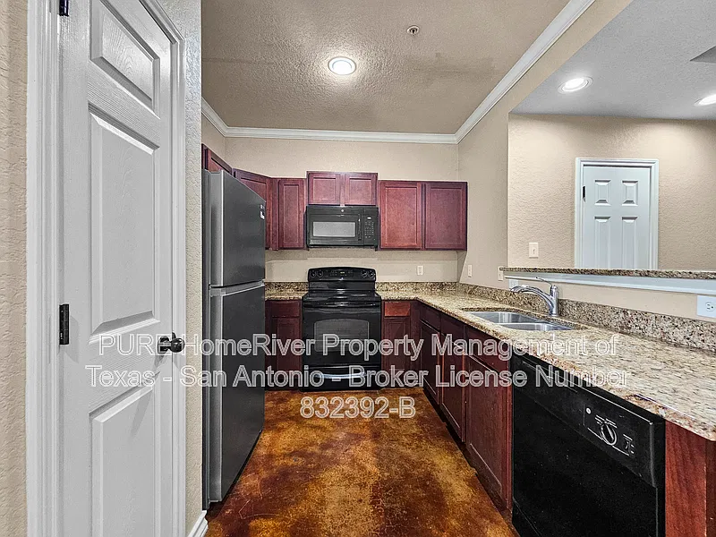 3 bed, 3.0 bath, 1237 sqft, $1,395 — Photo 3