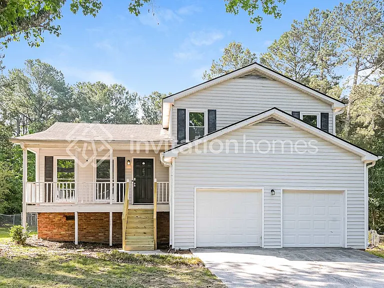 1740 Rose Garden Ln — Photo 1