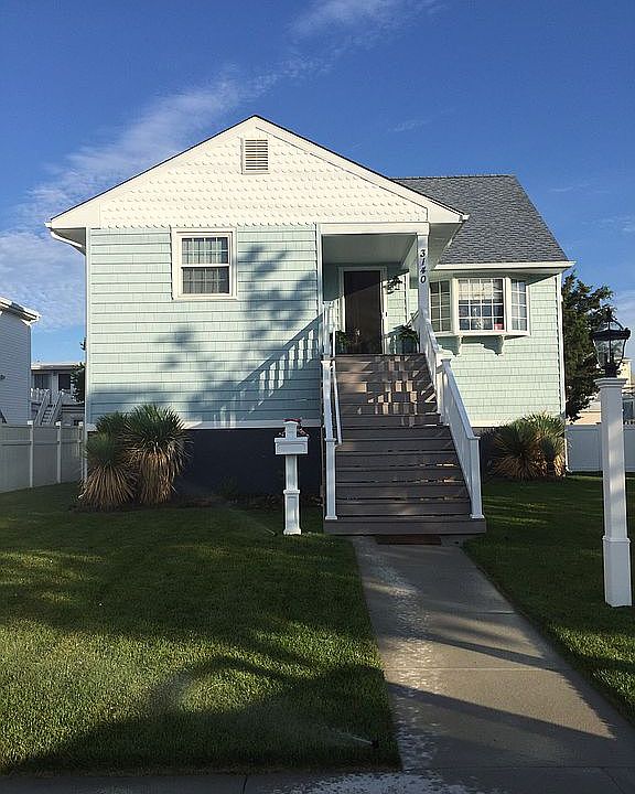 1st image of 3140 Bay Ave