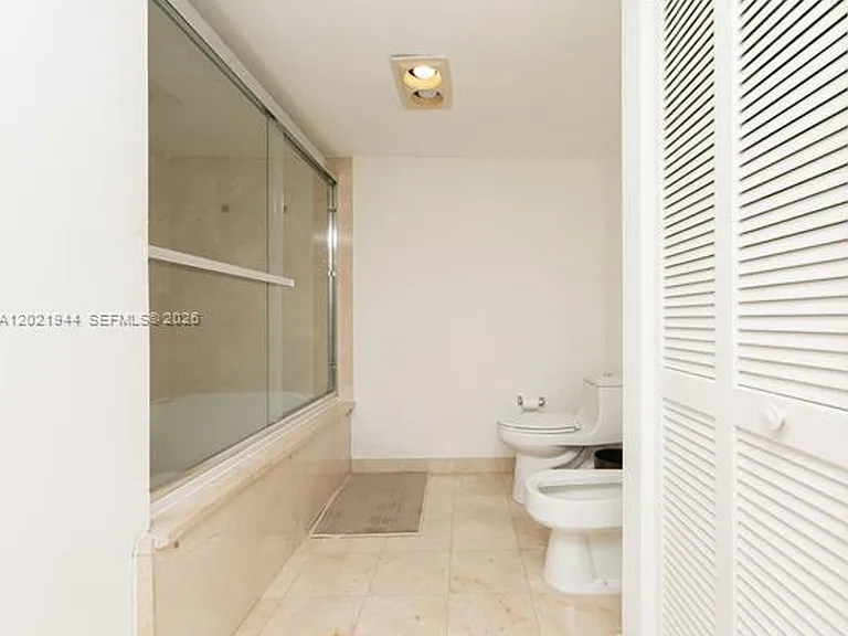 8855 Collins Avenue Cu #6F — Photo 18