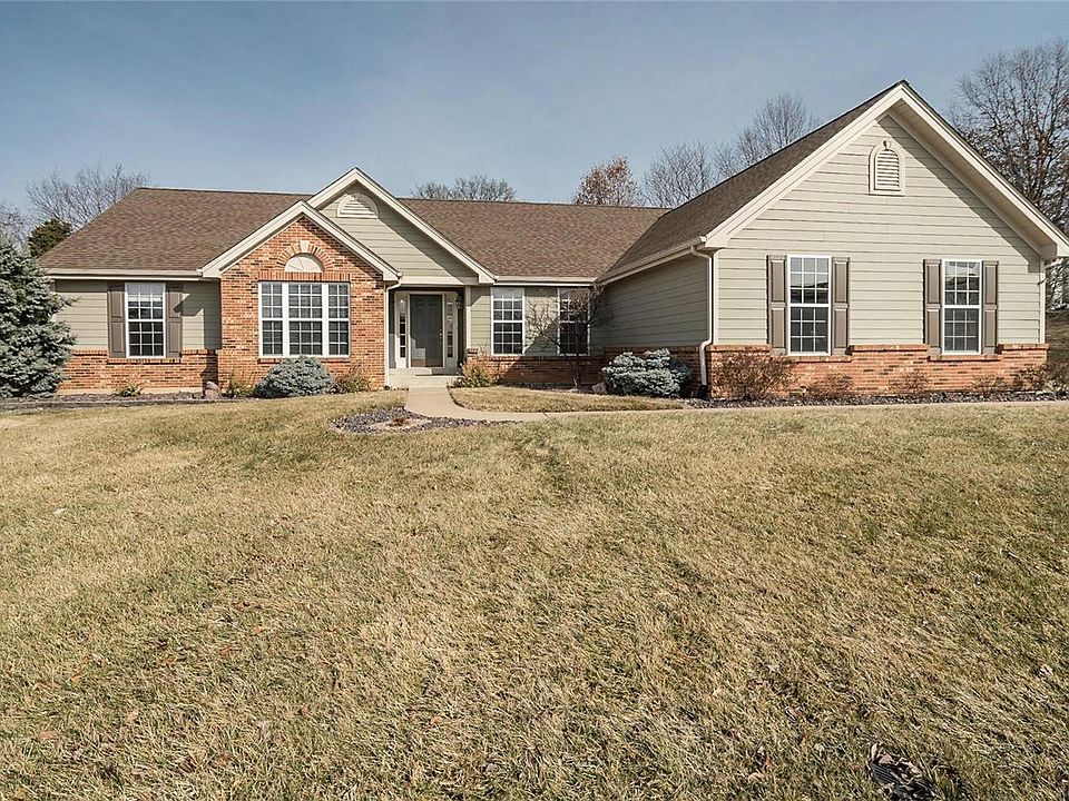 Welcome Home to 5529 Hennsley Circle! Amazing 2500 sq ft Ranch on .68 Acre cul-de-sac lot with a fabulous salt-water pool!  3 Bedrooms, 2.5 Baths, 3 Car side-entry garage, finished lower level and so much more!