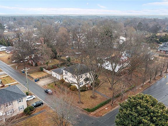 5th image of 511 N Main St