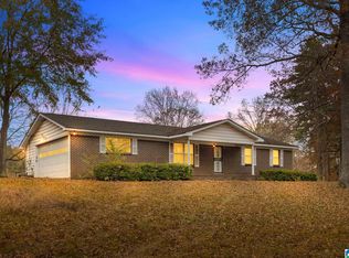 1812 Donafred Rd, Fultondale, AL 35068