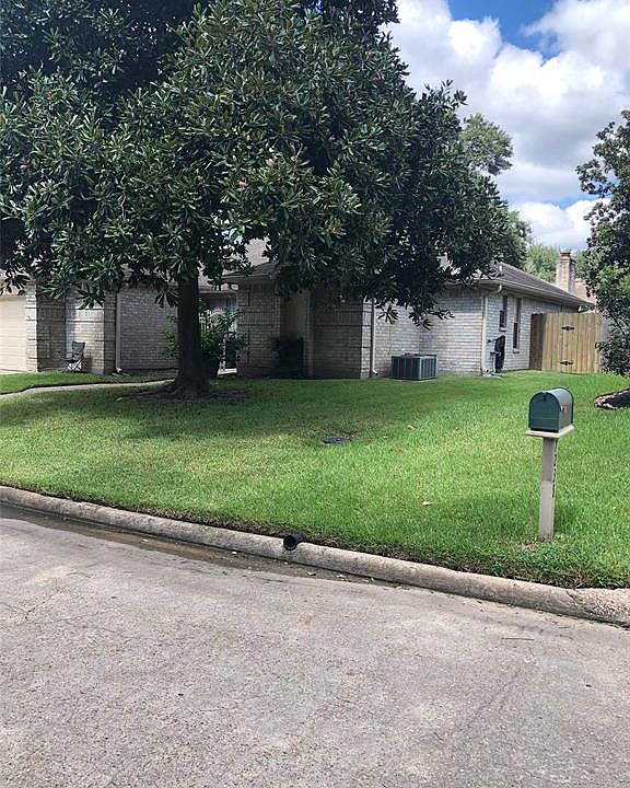 1st image of 7242 N Hearthstone Green Dr