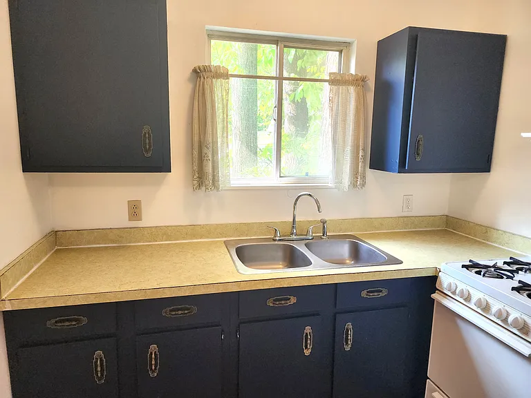 3884 N West River Rd — Photo 8