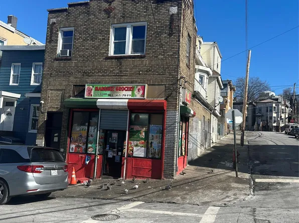 114 Oak Street, Yonkers, NY 10701