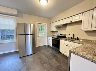 188 Lyman St, Holyoke, MA 01040