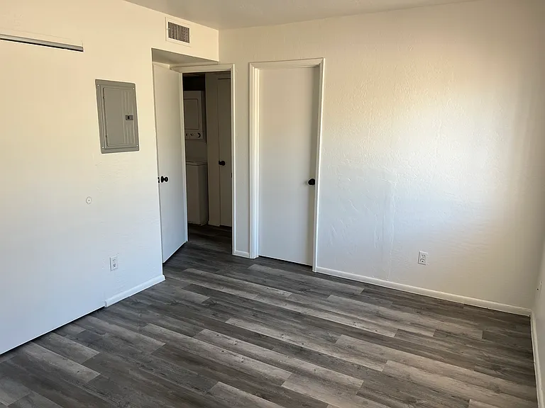 2236 W Southern Ave #26 — Photo 3
