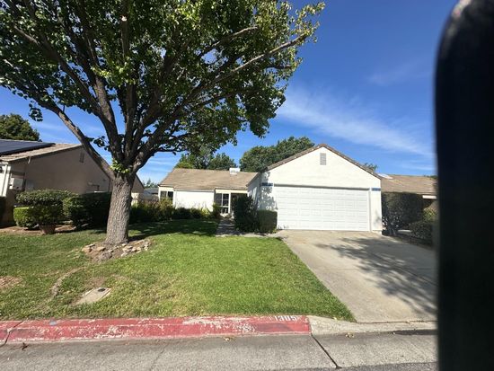 1385 Kelly Park Cir, Morgan Hill, CA 95037