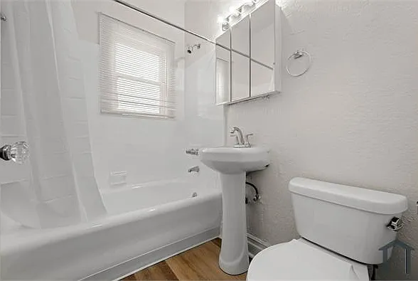 4144 W Adams Blvd #20 — Photo 11