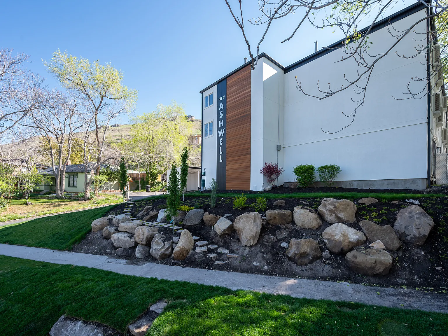 The Ashwell Apartments — Photo 1