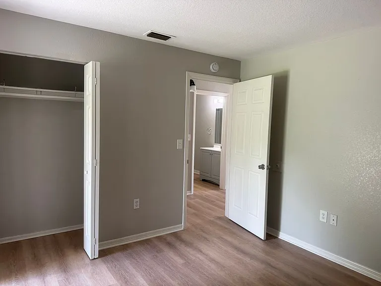 1020 Hagle Park Rd — Photo 17