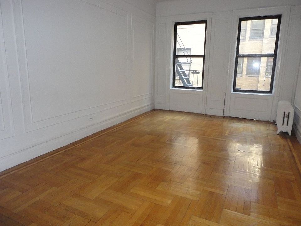 1st image of 652 W 163rd St APT 24