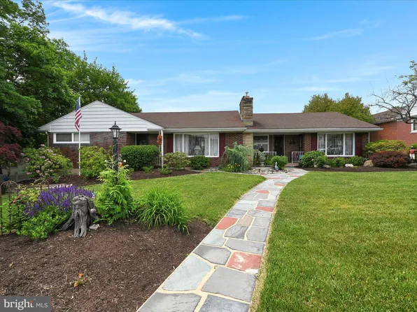 322 S Liberty St, Orwigsburg, PA 17961