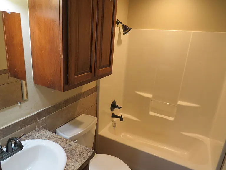 1604 NW Lindy Ave — Photo 7