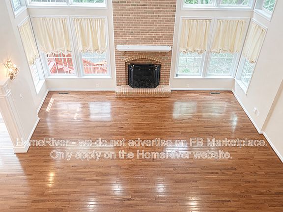 5th image of 8308 Holly Haven Ln