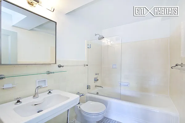 Sold by Citi Habitats | media 19