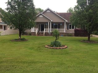 210 Brakewood Rd, Manteo, NC 27954