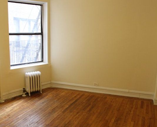 5th image of 615 W 186th St APT 4F