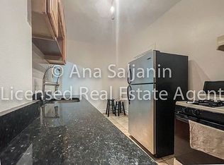 36-27 30th St #R, Astoria, NY 11106